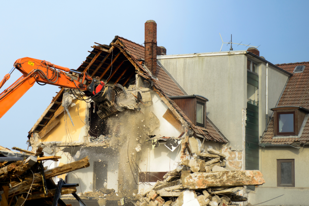 Common Challenges Homeowners Face During Home Demolition in Brentwood Bay